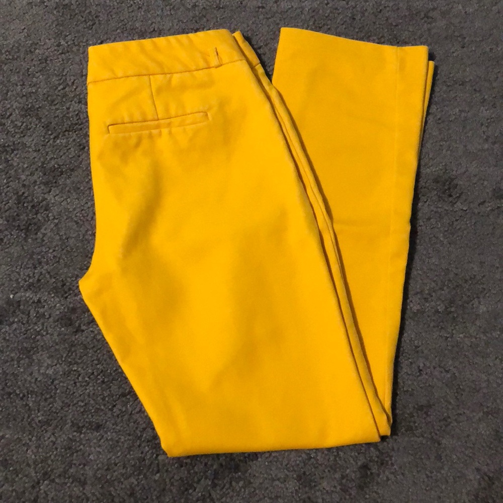 Calvin Klein Ankle Pants in Goldenrod Size 0